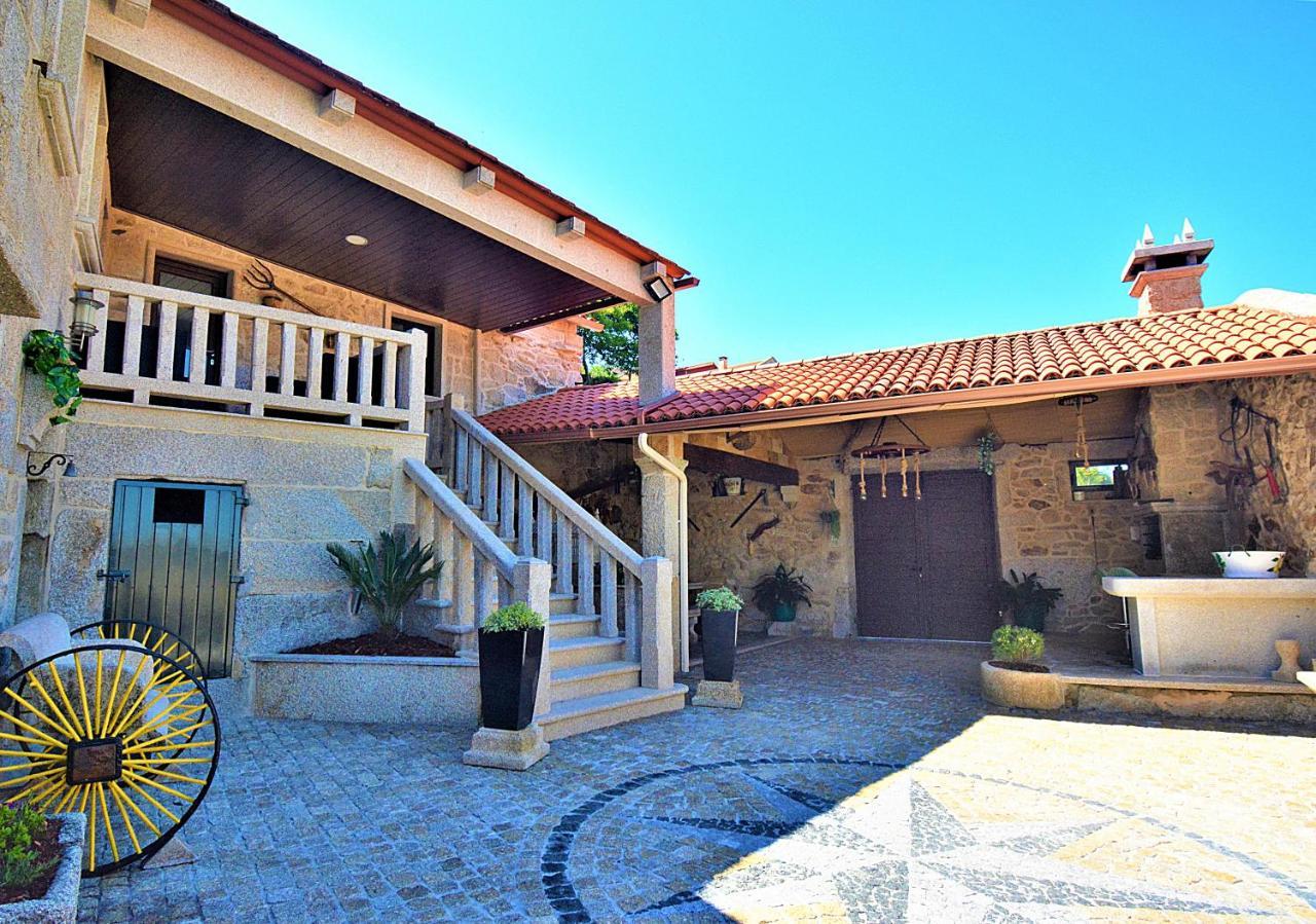 Galihost - A Casa Das Barreiras Meis Esterno foto